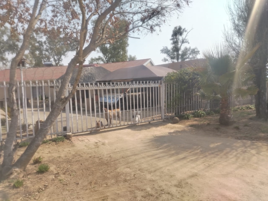 3 Bedroom Property for Sale in Ladybrand Free State
